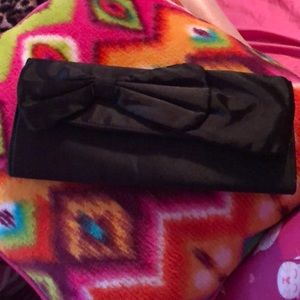 Black clutch!